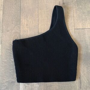 Aritzia Black One-Shoulder Ribbed Top